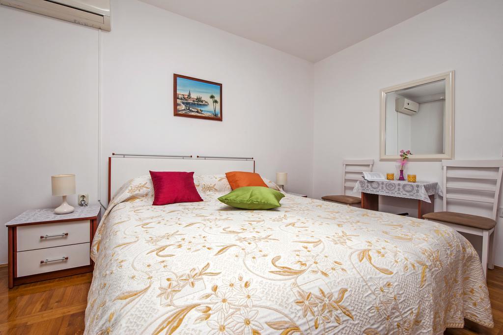 Rooms Stefania Rovinj Buitenkant foto